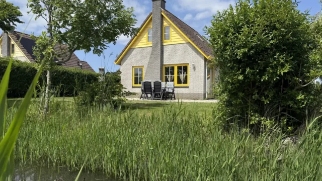 Strandparel 207 · Bungalow in Julianadorp foto 1